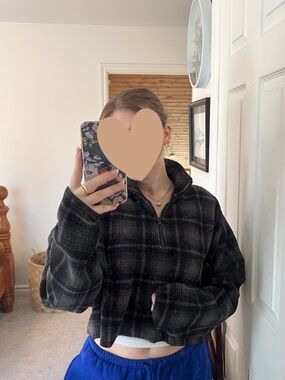 Cropped Plaid Fleece Quarter Zip Pullover Cozy Neutral Small